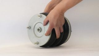 راهنمای تعویض فنر هوای GUOMAT 6x3 W01R584095